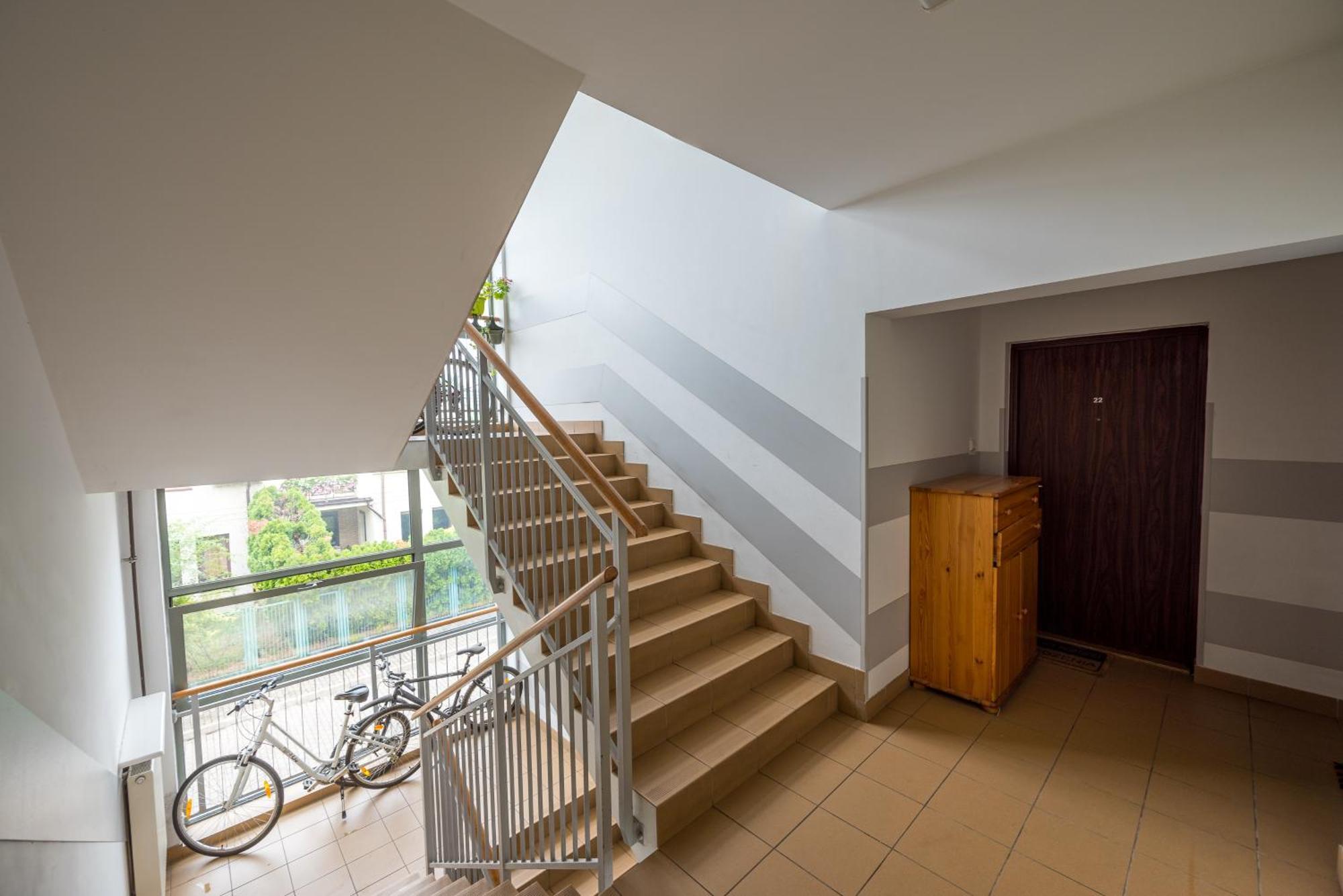 Metro Ksiecia Janusza Cosy Apartment Varşova Dış mekan fotoğraf